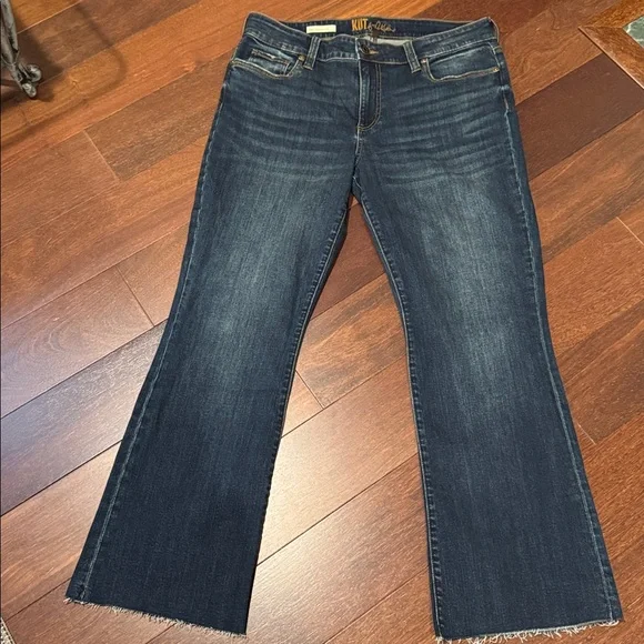 Kut firm the Kloth Nikki mid rise ankle flare jean with raw edge - Picture 8 of 11